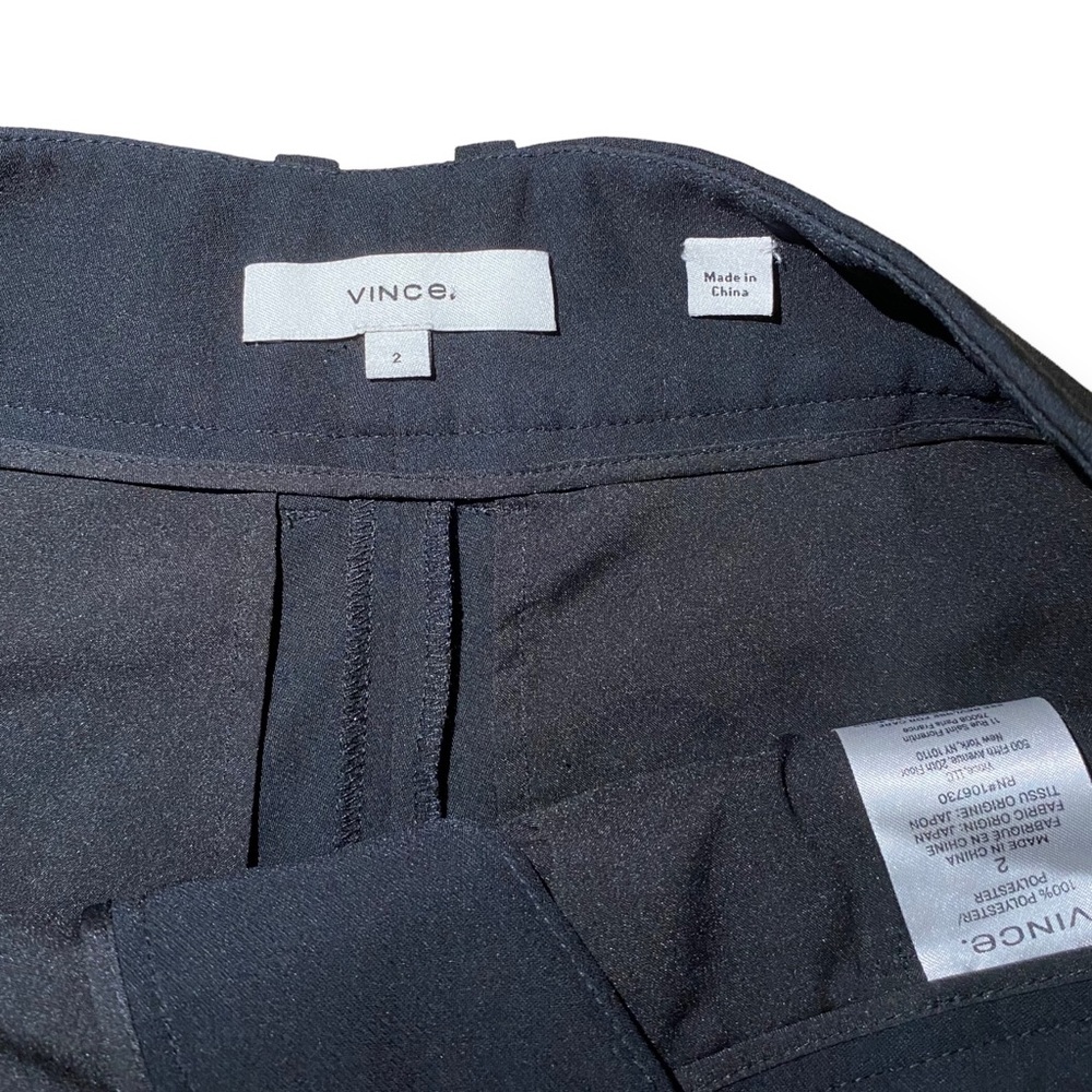 Vince Pleat Front Short - Size 2 - Picture 6 of 13